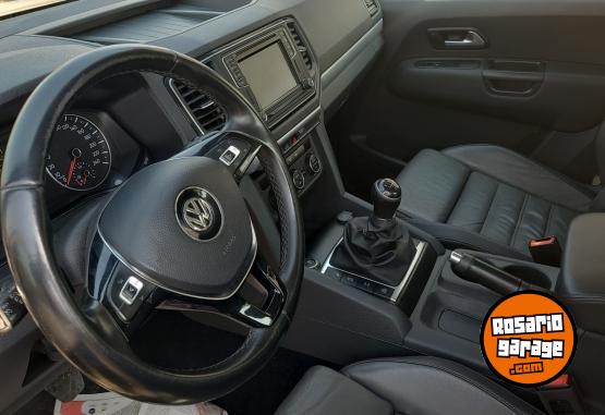 Camionetas - Volkswagen AmarokHighline pack cuero 2018 Diesel 124000Km - En Venta