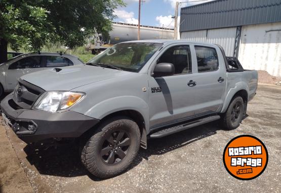 Camionetas - Toyota Hilux srv 2006 Diesel 300000Km - En Venta