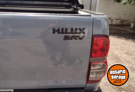 Camionetas - Toyota Hilux srv 2006 Diesel 300000Km - En Venta