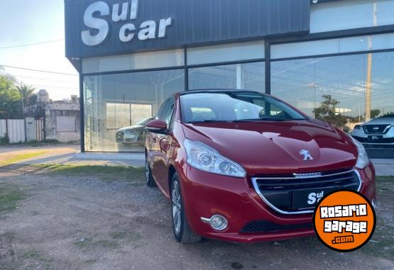 Autos - Peugeot 208 5p feline 2013 Nafta 124400Km - En Venta