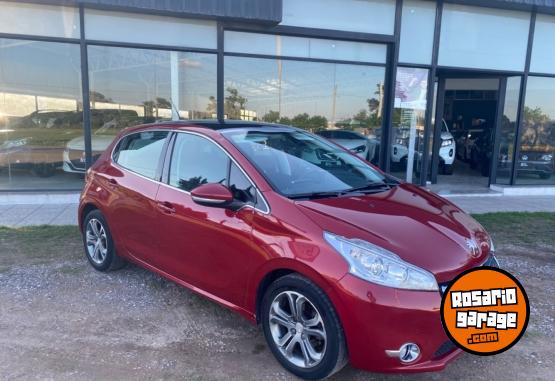 Autos - Peugeot 208 5p feline 2013 Nafta 124400Km - En Venta