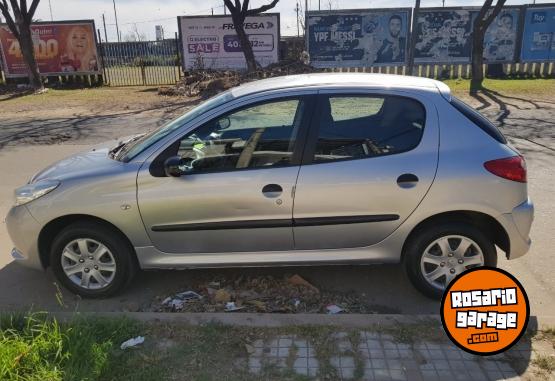 Autos - Peugeot 207 compact 5 puertas 2010 Nafta 160000Km - En Venta