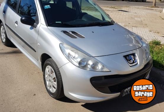 Autos - Peugeot 207 compact 5 puertas 2010 Nafta 160000Km - En Venta