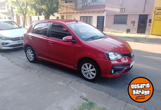 Autos - Toyota Etios 2018 Nafta 60000Km - En Venta