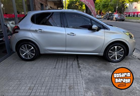 Autos - Peugeot 208 Feline 2018 Nafta 26000Km - En Venta