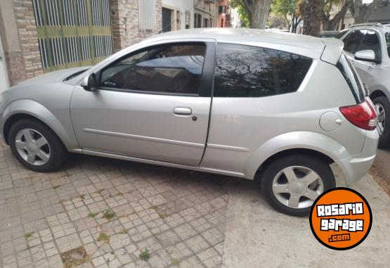 Autos - Ford 2009..K pulse 2009 Nafta 80000Km - En Venta