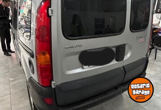 Utilitarios - Renault Kangoo 2015 Nafta 135000Km - En Venta