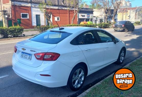 Autos - Chevrolet Cruze LT 4P 2023 Nafta 18501Km - En Venta