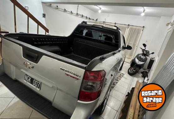 Camionetas - Chevrolet Montana sport 2013 GNC 143000Km - En Venta