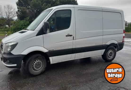 Utilitarios - Mercedes Benz Sprinter 411 2018 Diesel 185000Km - En Venta