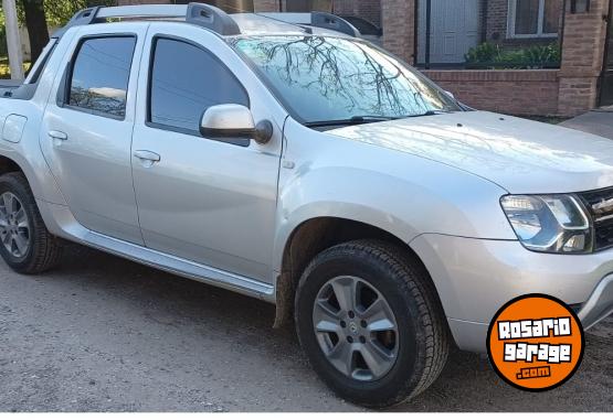 Utilitarios - Renault DUSTER OROCH PRIVILEGE 2. 2017 GNC 75000Km - En Venta