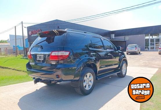 Camionetas - Toyota SW4 4x4 SRV 3.0 TDI C/CUE 2009 Diesel 236800Km - En Venta