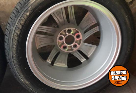 Accesorios para Autos - CUBIERTA BRIDGESTONE 205/55 R 16 MAS LLANTA - En Venta