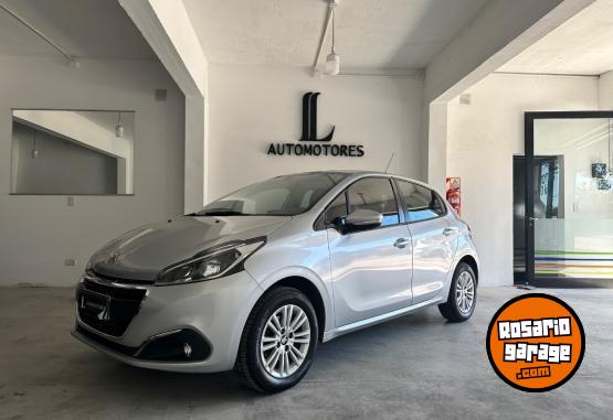 Autos - Peugeot 208 allure 2018 Nafta 50000Km - En Venta