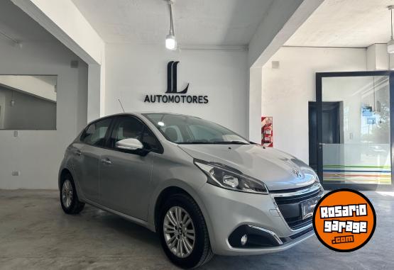 Autos - Peugeot 208 allure 2018 Nafta 50000Km - En Venta