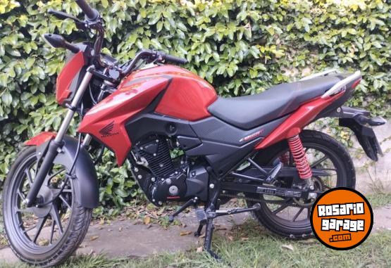 Motos - Honda Cb125 twister 2022 Nafta 15500Km - En Venta