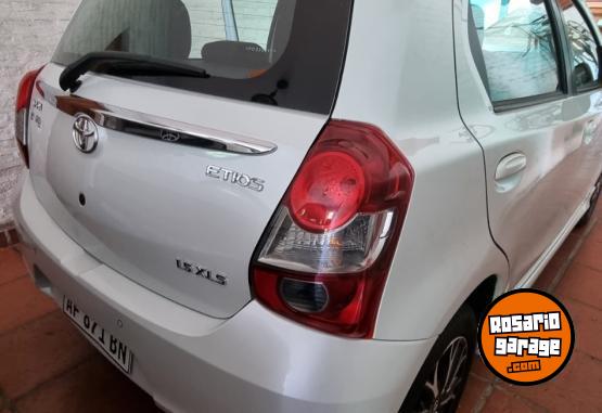 Autos - Toyota Etios 2023 Nafta 15000Km - En Venta