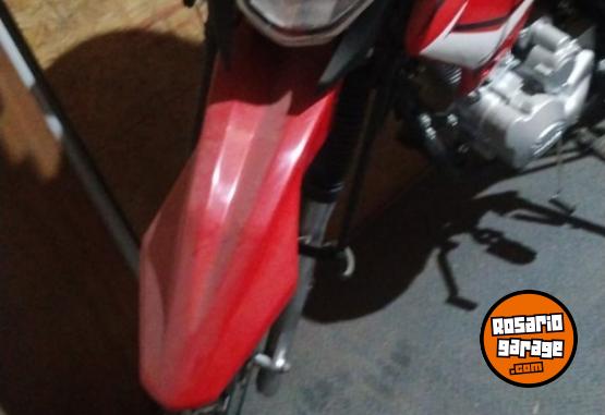 Motos - Motomel 150 V6 2023 Nafta 12Km - En Venta