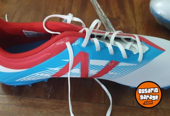 Deportes - Botines PUMA Y NEW BALANCE PROFESIONAL - En Venta