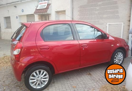 Autos - Toyota Etios xls 2014 2014 Nafta 76500Km - En Venta