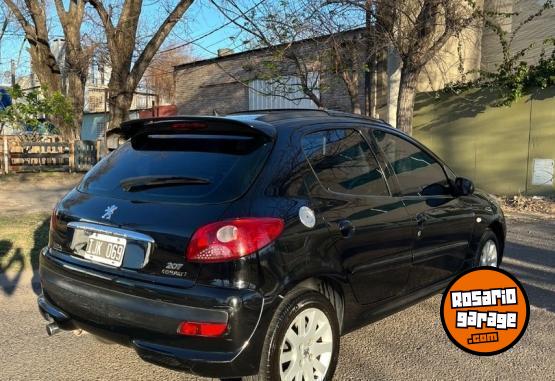 Autos - Peugeot 207 2009 Diesel 142000Km - En Venta