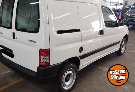 Utilitarios - Citroen BERLINGO FURGON 1.6 VTI 2023 Nafta 150Km - En Venta