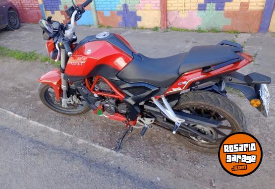 Motos - Benelli TNT 250 2017 Nafta 12500Km - En Venta