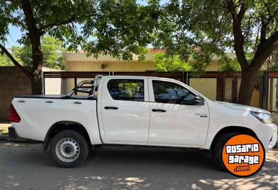 Camionetas - Toyota Hilux 2018 Diesel 220000Km - En Venta