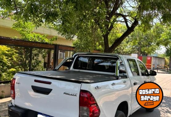 Camionetas - Toyota Hilux 2018 Diesel 220000Km - En Venta