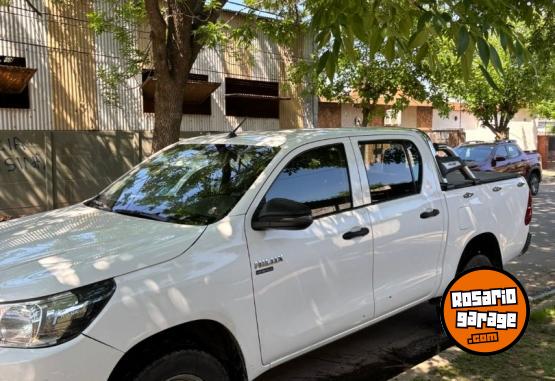 Camionetas - Toyota Hilux 2018 Diesel 220000Km - En Venta