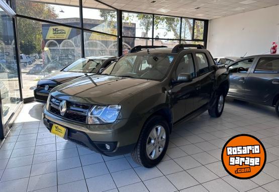 Camionetas - Renault Duster Oroch 2016 Nafta 90000Km - En Venta