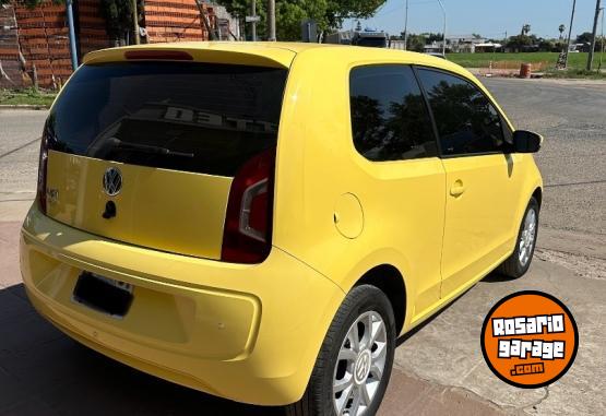 Autos - Volkswagen Up High 2015 Nafta 97000Km - En Venta