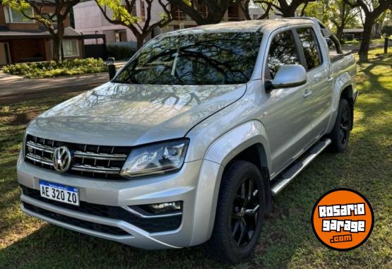 Camionetas - Volkswagen AMAROK V6 HIGHLINE 2020 Diesel 113000Km - En Venta