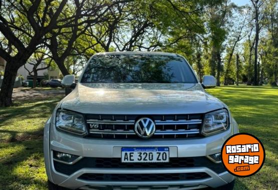 Camionetas - Volkswagen AMAROK V6 HIGHLINE 2020 Diesel 113000Km - En Venta