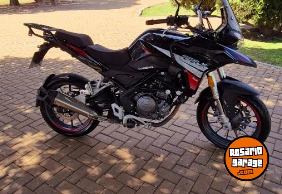 Motos - Benelli Trk 251 2022 Nafta 11000Km - En Venta