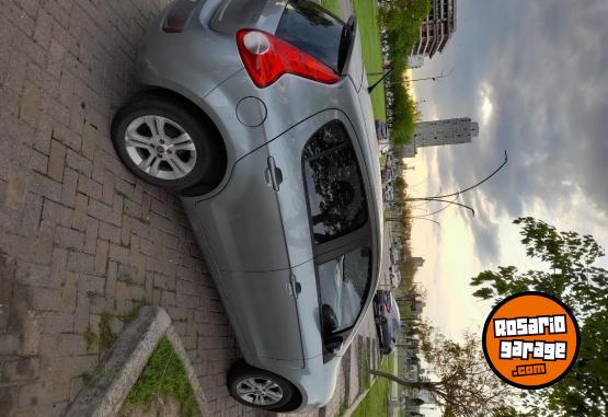 Autos - Fiat Palio Essence 1.6 2013 Nafta 164000Km - En Venta