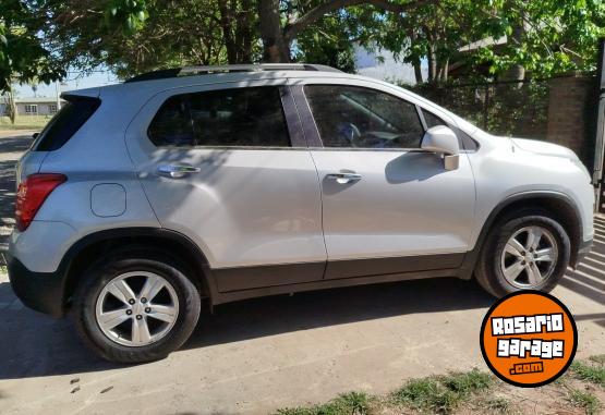 Autos - Chevrolet Tracker 2017 Nafta 61630Km - En Venta