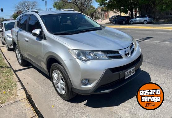 Camionetas - Toyota rav4 2015 Nafta 110000Km - En Venta