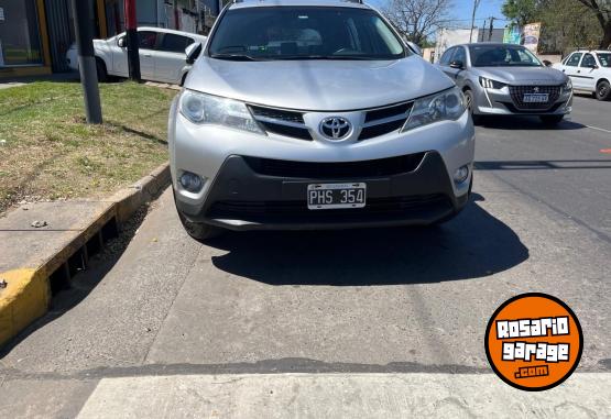 Camionetas - Toyota rav4 2015 Nafta 110000Km - En Venta