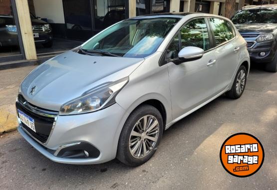 Autos - Peugeot 208 Allure 1.6 2017 Nafta 100500Km - En Venta