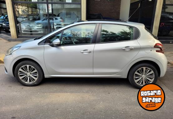 Autos - Peugeot 208 Allure 1.6 2017 Nafta 100500Km - En Venta