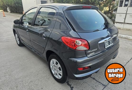 Autos - Peugeot 207 Active 2015 Nafta 117000Km - En Venta