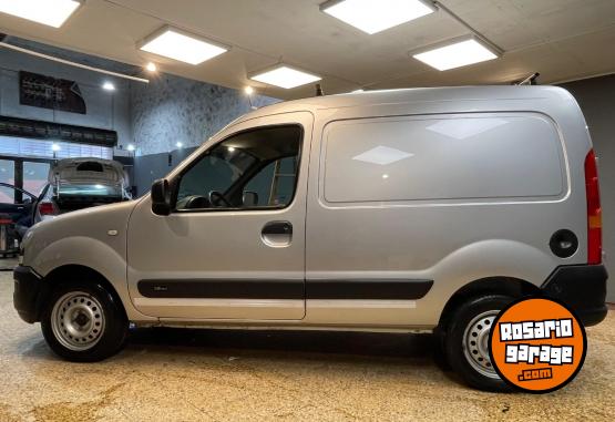 Utilitarios - Renault Kangoo furgn 2016 GNC 76900Km - En Venta