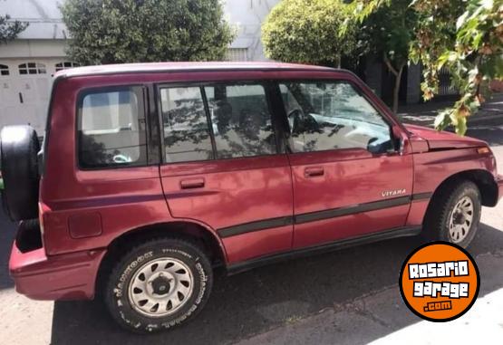 Camionetas - Suzuki Vitara 1.6 JLX Sidekick 1997 Nafta 240000Km - En Venta