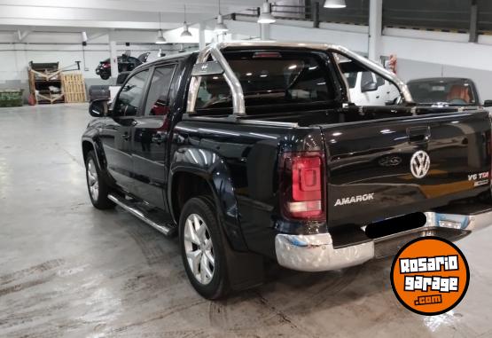 Camionetas - Volkswagen AMAROK V6 HIGHLINE AT 4X4 2018 Diesel 80000Km - En Venta