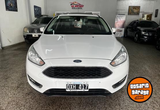 Autos - Ford Focus 2015 Nafta 120000Km - En Venta