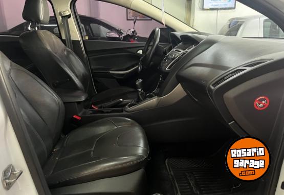 Autos - Ford Focus 2015 Nafta 120000Km - En Venta