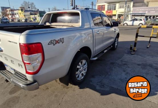 Camionetas - Ford Ranger 2018 Diesel 240000Km - En Venta