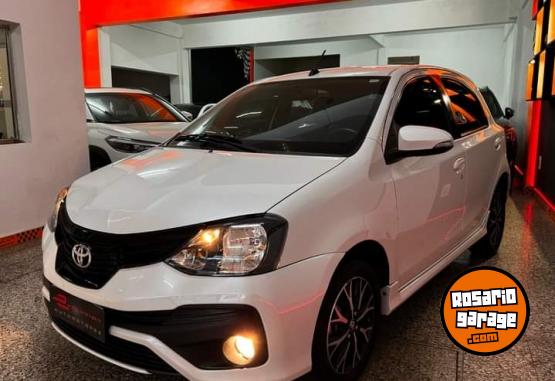 Autos - Toyota ETIOS XLS 2020 Nafta 60000Km - En Venta