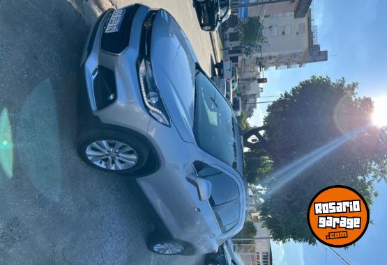 Autos - Chevrolet Tracker ltz + premier 2019 Nafta 79000Km - En Venta